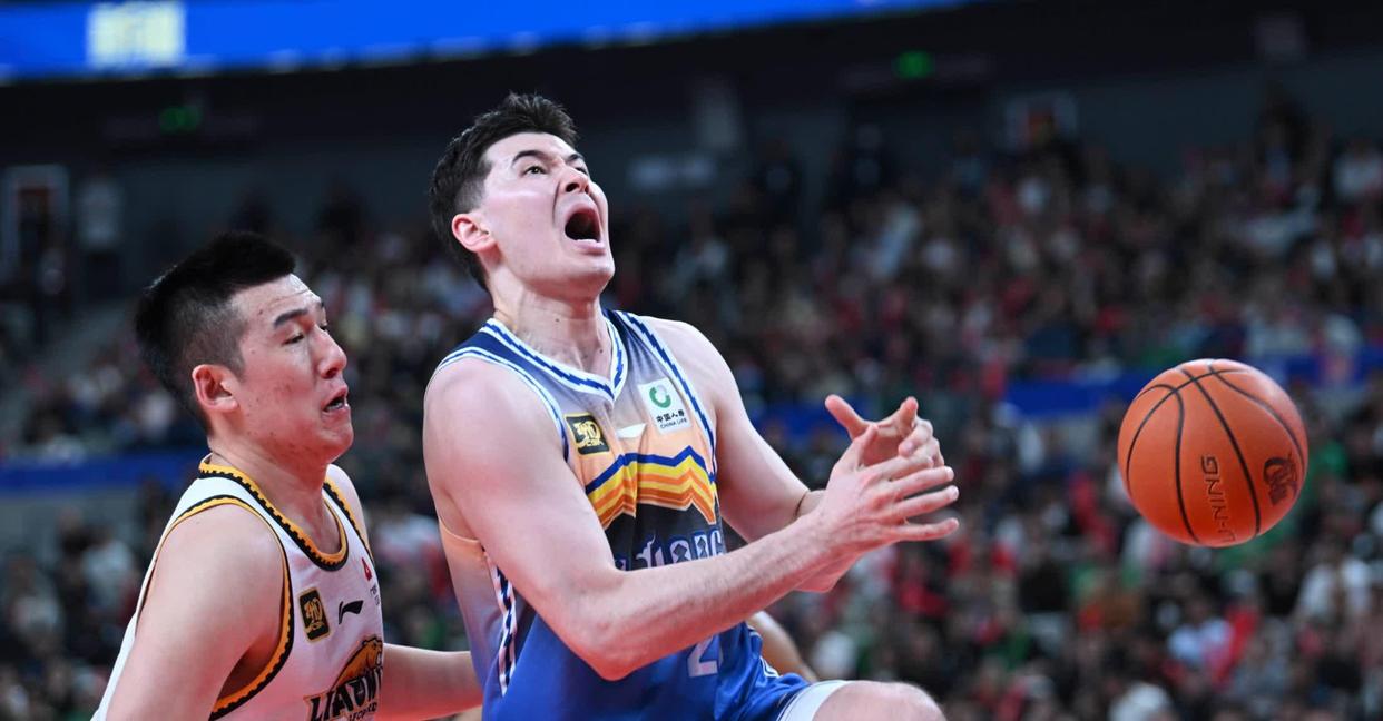 关于转折点切尔西篮板制胜，CBA常规赛今晚攻防权衡，球迷炸锅，纪律约束更严格的信息